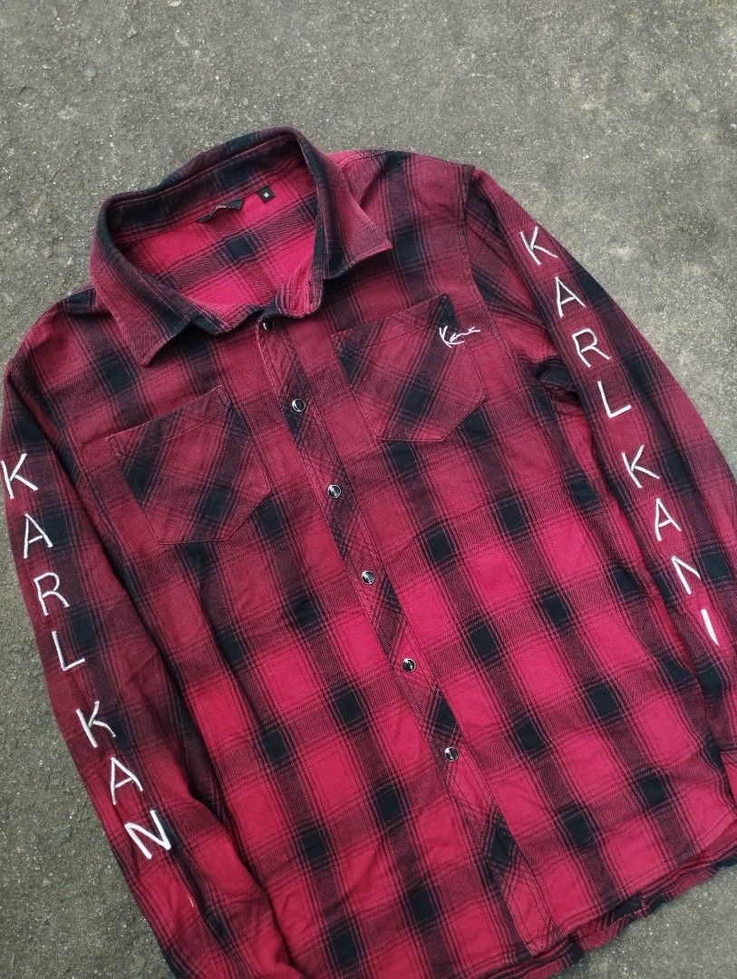 Karl Kani Flannel Longsleeve (Category: Formal Shirts) located in Manila. Submitted by neil_sellingaccount (Listing ID 1466088466, Image 2). Description: 20 width 26 length 9/10 color rate good condition no issue.