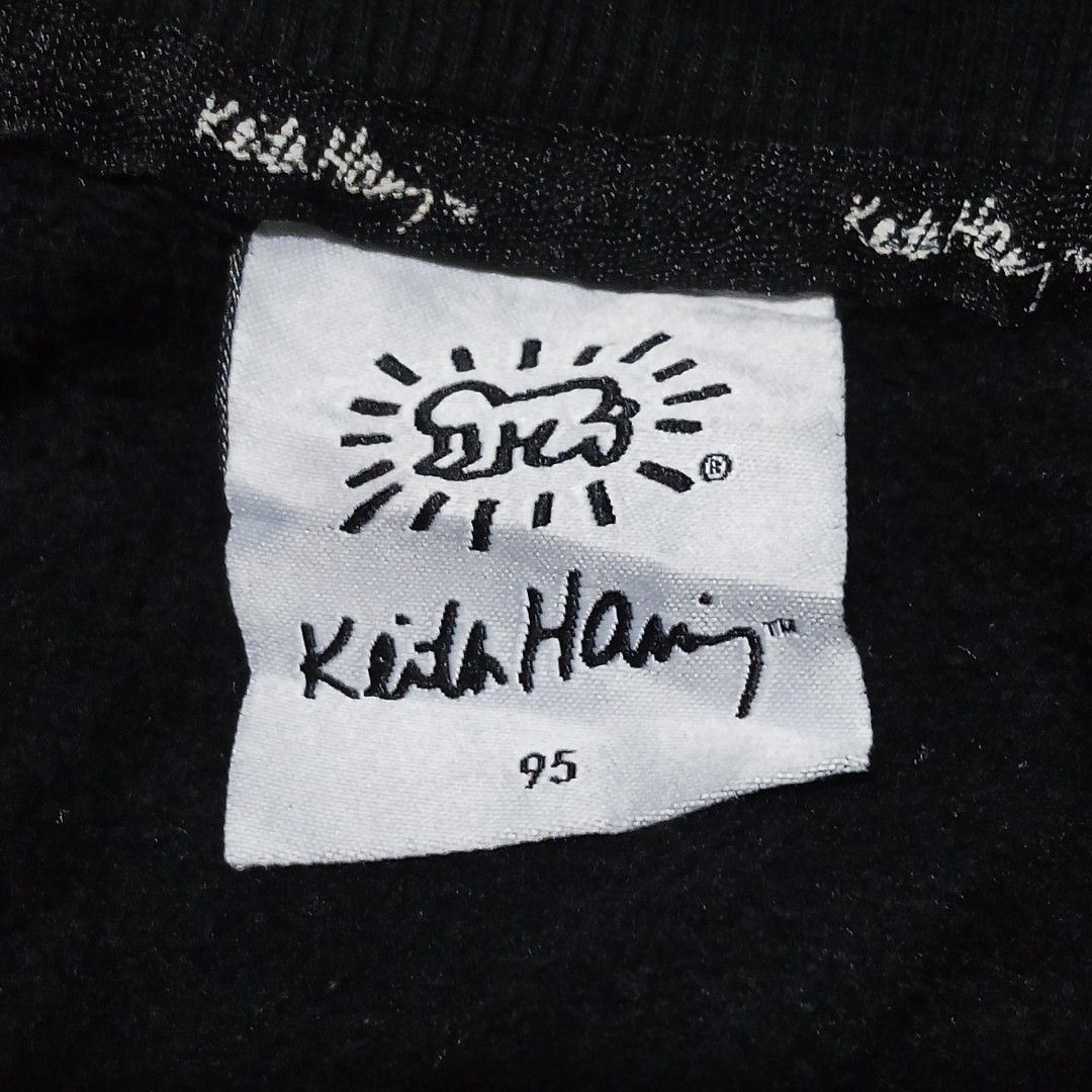Keith Haring Andy Mouse Embroid Sweatshirt (Xs) (Category: Coats, Jackets and Outerwear) located in Davao. Submitted by sangkalamsthrift88 (Listing ID 1466024026, Image 2). Description: .