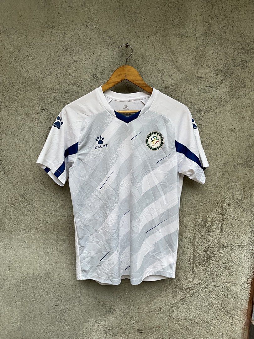 kelme soccer jersey (Category: Activewear) located in Polangui. Submitted by thruftgineer (Listing ID 1466041948, Image 1). Description: -crispy no issue.