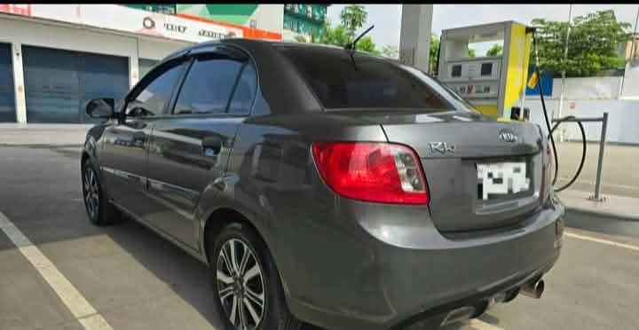 Kia Rio rio Manual (Category: Used Cars) located in Paranaque City. Submitted by luisemangalindan (Listing ID 1465986084, Image 2). Description: FORSALE! DM ME📩 details Kia rio 2010 year model 128k odometer Manual transmission Orig or cr 1st owner Cold aircon No issue New battery Register until 2027 DM FOR SURE INQUIRIES ONLY DM ME RUSH 160K NEGO FOR SURE BUYERS.