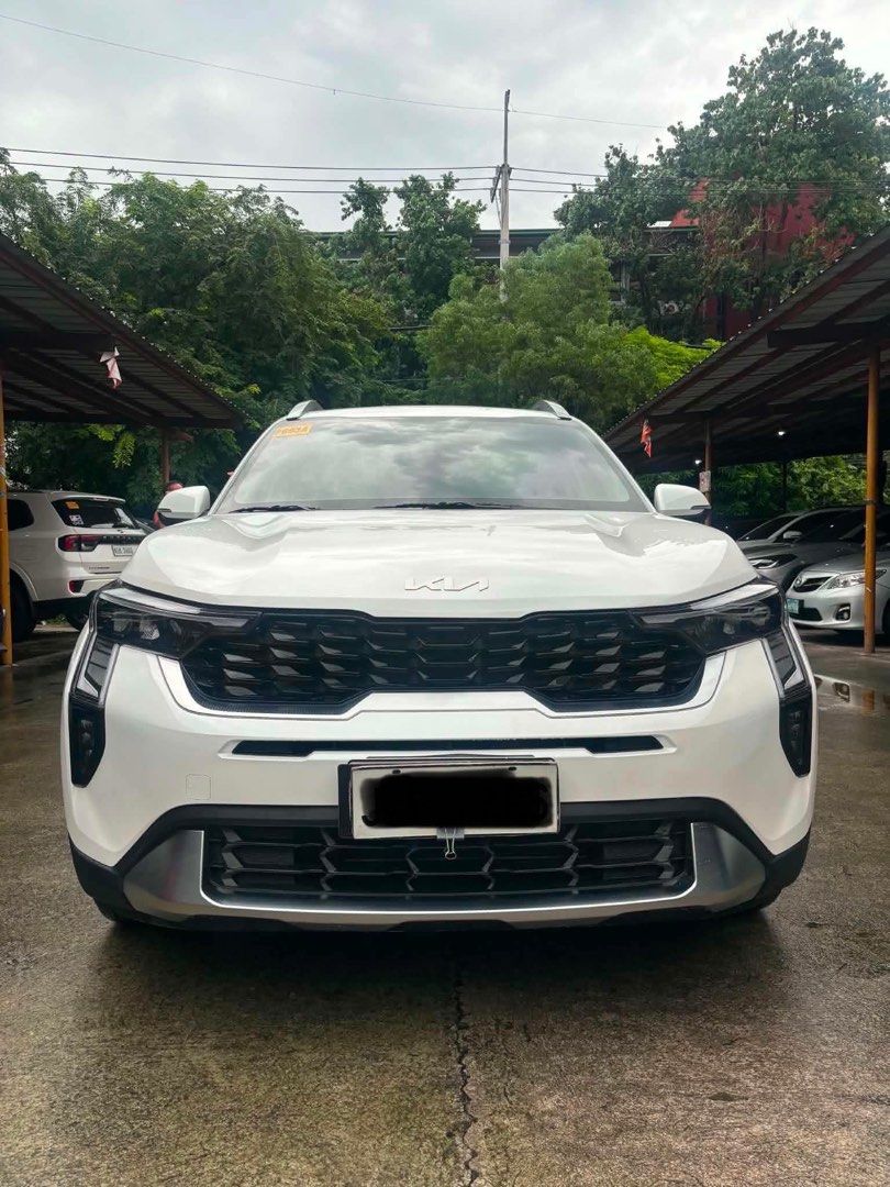 Kia Sonnet EX 2024 (Category: Everything Else Others) located in Kawit. Submitted by markuzmathers (Listing ID 1466059998, Image 3). Description: 2024 Kia Sonet EX 740,000 only FREE transfer of ownership FREE interior and exterior detailing - Save 300k from brand new! - 1.5L fuel efficient gas engine - Automatic transmission - 11k kms only - 9 plate ending ✔️ Cash - Financing - Trade in Cashout: 295,000 Includes downpayment, chattel mortgage fee 