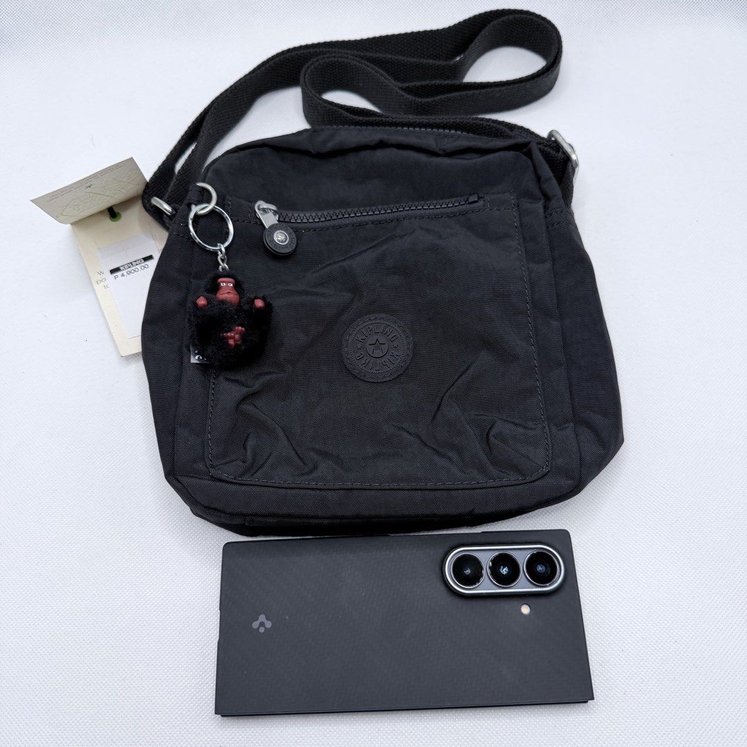 Kipling Orig Sling Bag (Category: Cross-body Bags) located in Quezon City. Submitted by ajandstevenshopscorner (Listing ID 1466040390, Image 3). Description: Flaws sa hardware lang due to long storage yun lang po..