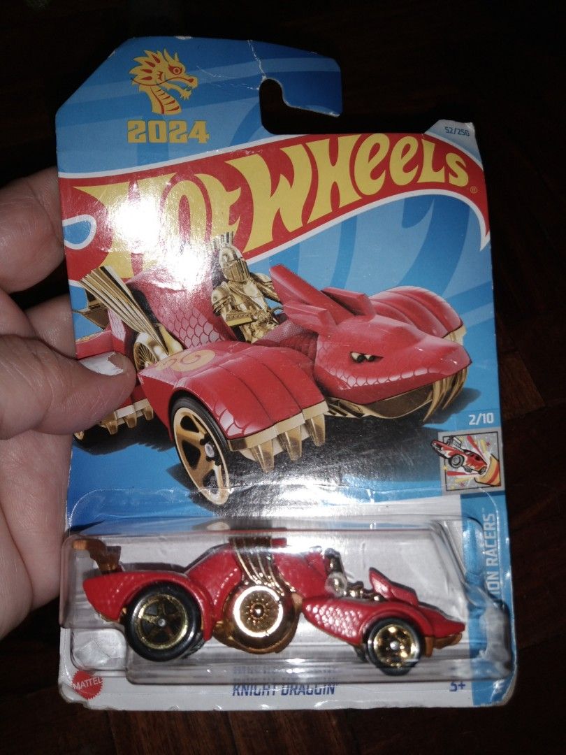 Knight dragging car hot wheels (Category: Kids Toys) located in Quezon City. Submitted by eidorableshop (Listing ID 1466155376, Image 1). Description: .