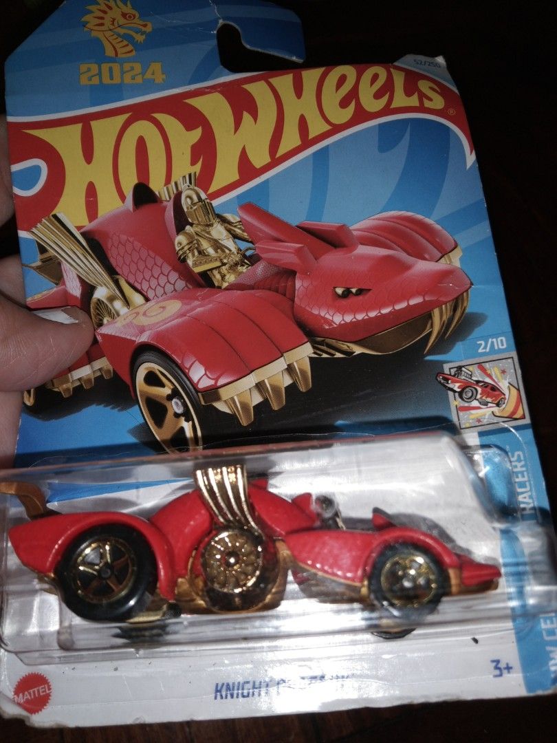 Knight dragging car hot wheels (Category: Kids Toys) located in Quezon City. Submitted by eidorableshop (Listing ID 1466155376, Image 2). Description: .