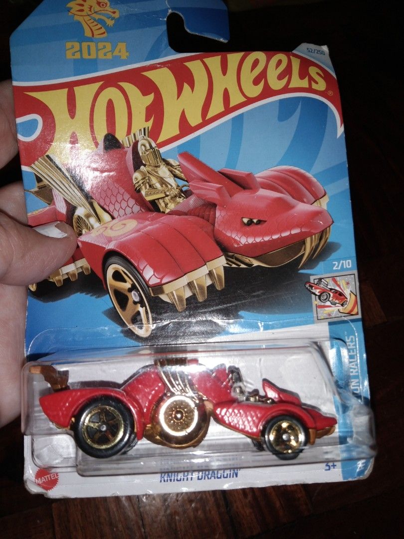 Knight dragging car hot wheels (Category: Kids Toys) located in Quezon City. Submitted by eidorableshop (Listing ID 1466155376, Image 3). Description: .