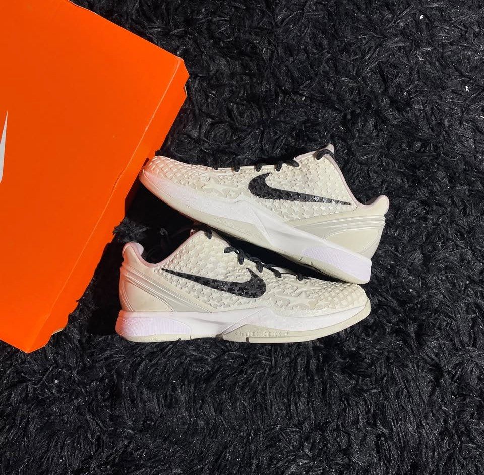 Kobe 6 Sail (Category: Sneakers) located in Manila. Submitted by 21st.cop (Listing ID 1466058000, Image 1). Description: Kóbe 6 Sail All star •Size: 6Y / 7.5 Womens •Like new •Php: 7,495.
