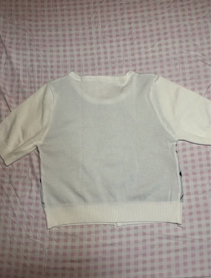 Korean Argyle Knitted Top (Category: Others Tops) located in San Juan City. Submitted by angel_aura_archive (Listing ID 1466042204, Image 3). Description: - All of the details are here n po so pls matuto po magbasa and no to low bailers!! I can give discount if marami po kukunin. They are not from ukay and they are from my personal collection from my closet (purpose is to declutter)..