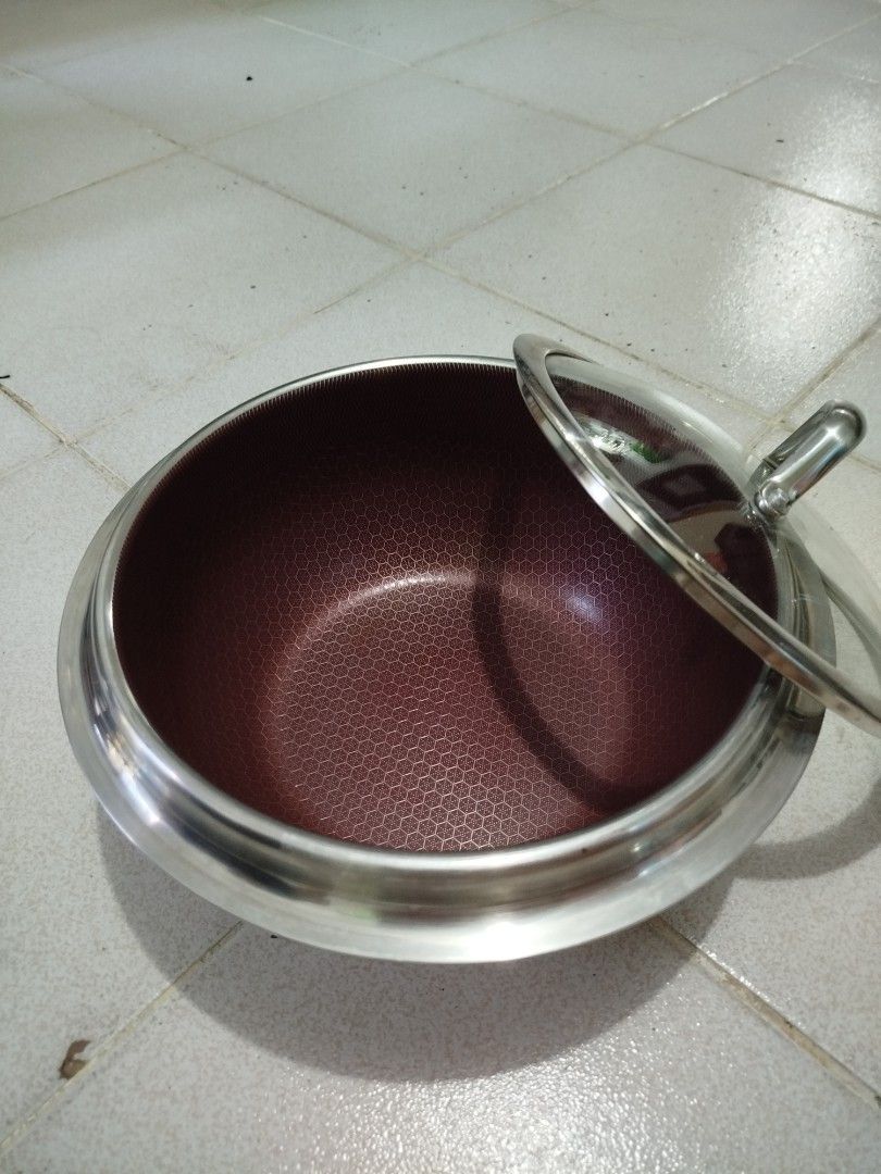 KOREAN SURPLUS CERAMIC COOK CELL 22CM (Category: Cookware & Accessories) located in Manila. Submitted by ynad344r (Listing ID 1465966286, Image 2). Description: DELIVERY COURIER SPX AND J&T.