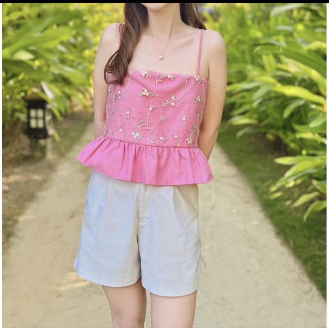 La Coco Babe Mykonos Linen Top (Pink) (Category: Sleeveless) located in Pasig City. Submitted by anything.pre_loved (Listing ID 1465992681, Image 1). Description: 🌸 Note: I have one more La Coco Babe top, St. Louis style, if you will get both, I can sell it to you for only 1400, 2 tops na - Brand: La Coco Babe - Material: Bright pink linen with lined interior - Size: Small on tag but actually fits Medium and semi Large - Details: White and green