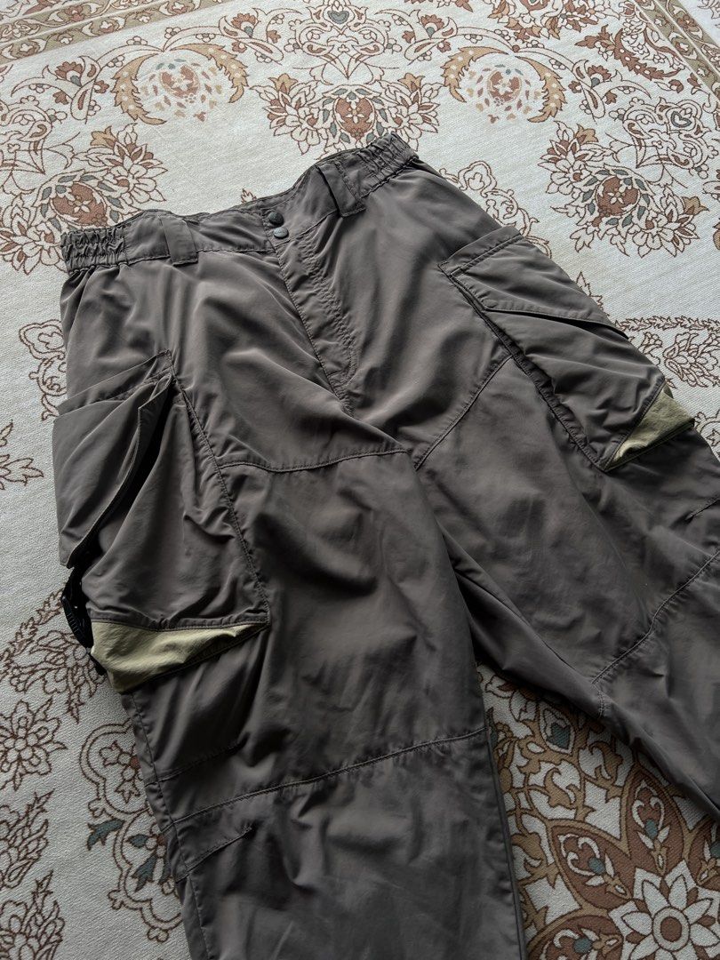 Lakh Multipocket Buckle Pocket Outdoor Pants (Category: Trousers) located in San Jose del Monte. Submitted by oneoff.phils (Listing ID 1466120665, Image 2). Description: Lakh Multipocket Buckle Pocket Outdoor Pants Waist 32-34 Length 39 Leg Hole 7.5 P1600 Issue: None (Swipe for detailed pics) • No cancellation of orders • Orders would usually take 2-3 days for cleaning and packing before shipment 🚀Shipping via J&T.