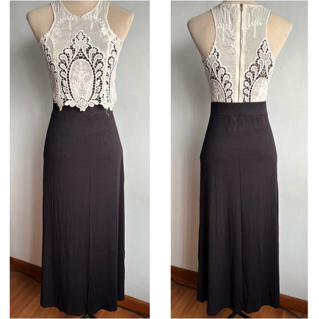 Lane Bryant Maxi Skirt flowy big plus size (Category: Skirts) located in Quezon City. Submitted by rosepam (Listing ID 1465986213, Image 2). Description: Lane Bryant Black Maxi Skirt Soft, flowy Size on tag: 18/20 Elastic waist 38-56 FIX PRICE Measurements posted for reference.