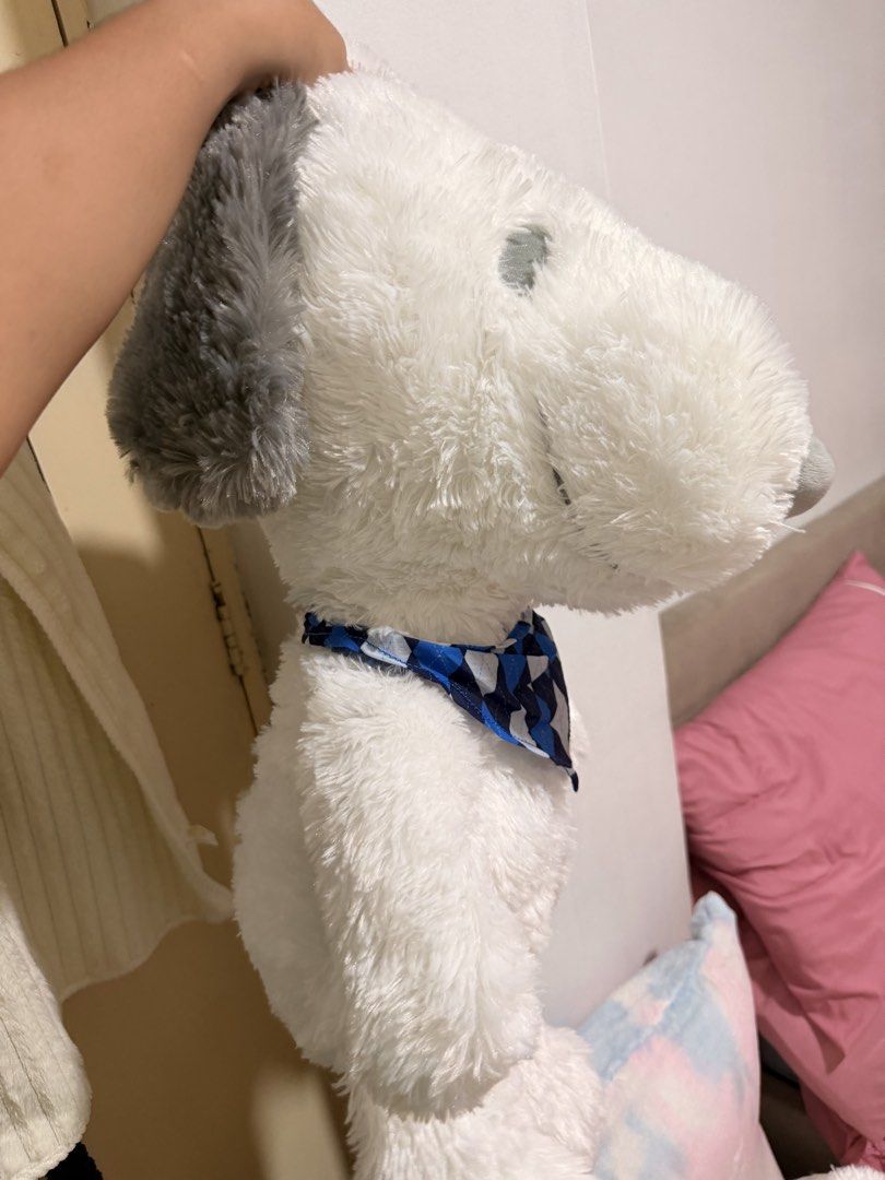 Large Grat Snoopy Plush Toy (Category: Plushies & Soft Toys) located in Quezon City. Submitted by cookiecreammm (Listing ID 1466091516, Image 2). Description: .