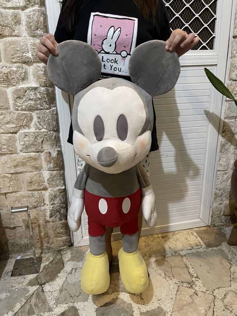 large, soft gray and white Mickey Mouse plush toy 33in (Category: Plushies & Soft Toys) located in San Fernando. Submitted by dntjapansurpluselyu (Listing ID 1466066556, Image 2). Description: .