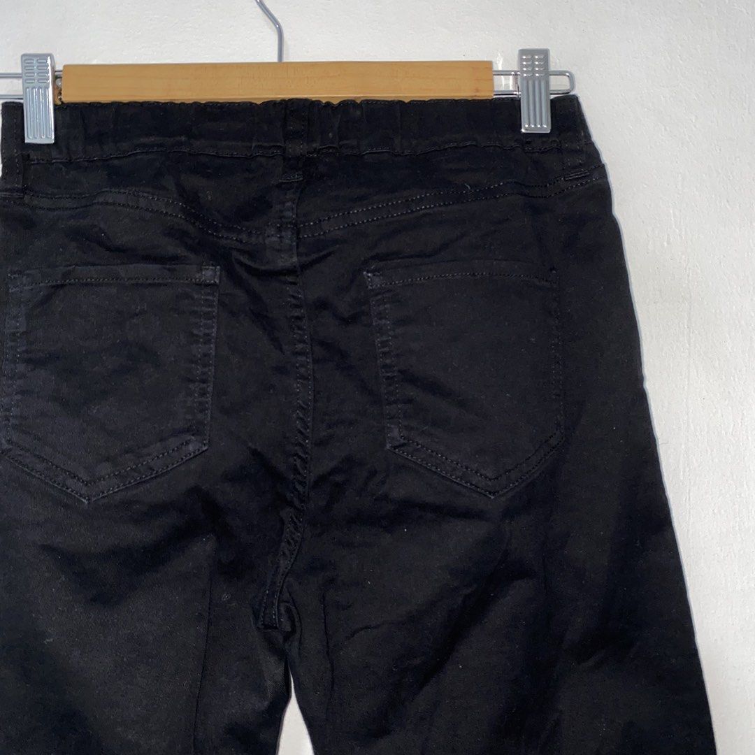 Lativ kids pull on pants (Category: Babies & Kids Fashion) located in San Jose del Monte. Submitted by daintycut (Listing ID 1466065952, Image 3). Description: .