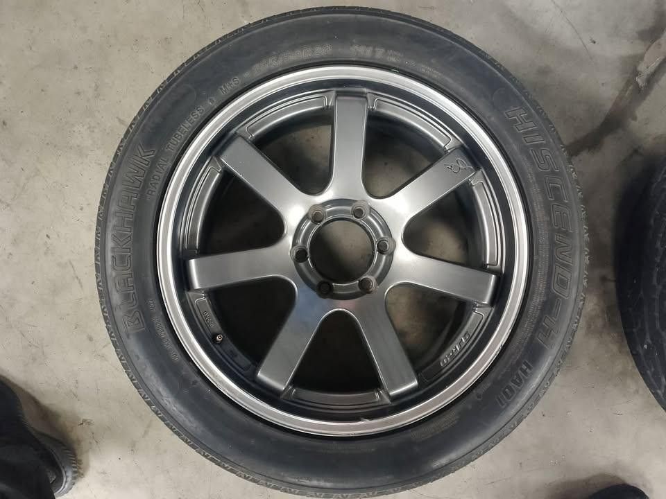 Lenso Gram lights 20"s (Category: Mags and Tires) located in Caloocan City. Submitted by giehnius (Listing ID 1466096302, Image 2). Description: 20" Lenso Gram Lights Mags w/ tires used but not abused Item is in Calamba but can also be viewed in Laspinas upon schedule.