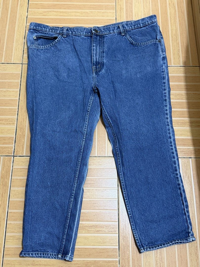 Levi's 501 Blue Jeans Size W31 (Category: Jeans) located in Mandaluyong City. Submitted by kickin_it_thrift (Listing ID 1466021812, Image 1). Description: - Brand: Levi's 501 - Color: Classic Blue Denim - Size: W31 - Fit: Standard straight leg - Details: Button fly, 5-pocket styling, contrast yellow stitching - Authenticity: Leather back patch and interior care tags (Made in Vietnam) - Condition: Ready for everyday wear.