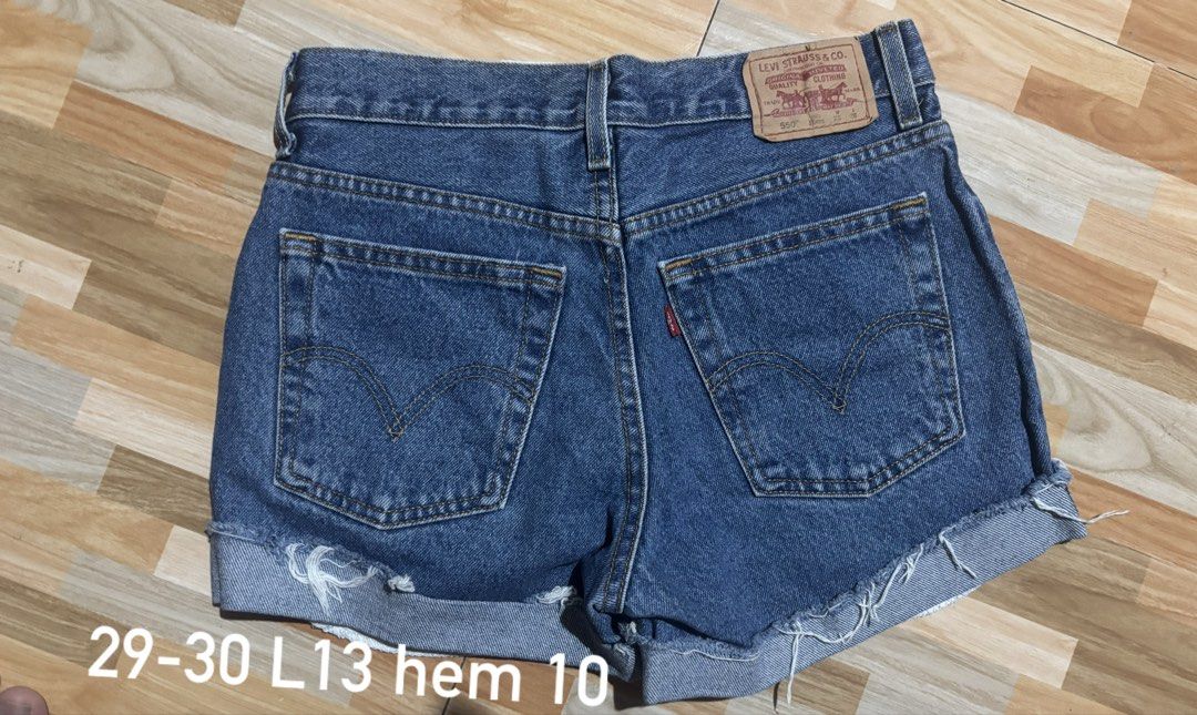 Levis 505 (Category: Shorts) located in Tubigon. Submitted by wawiesunbe75372 (Listing ID 1466056835, Image 2). Description: .