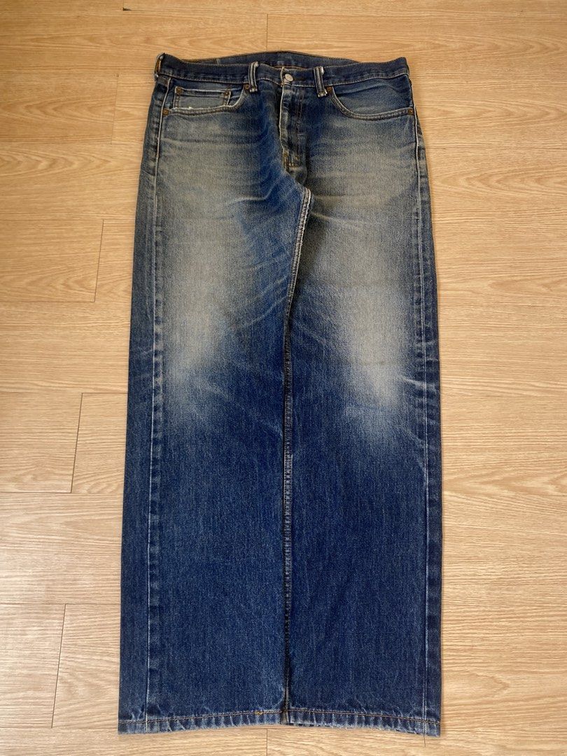 LEVIS 505 JEANS (Category: Jeans) located in Santa Rosa. Submitted by looted_thrifts (Listing ID 1466058972, Image 2). Description: LEVIS 505 - VERY GOOD CONDITION - WAIST: 36 - LENGTH: 44 - THIGH: 13 - HEM: 9 - ISSUE: MINIMAL DISTRESS AND SIGN OF USAGE 📍LOCATION: SANTA ROSA LAGUNA UNLI VOUCH/VC FOR SAFETY.
