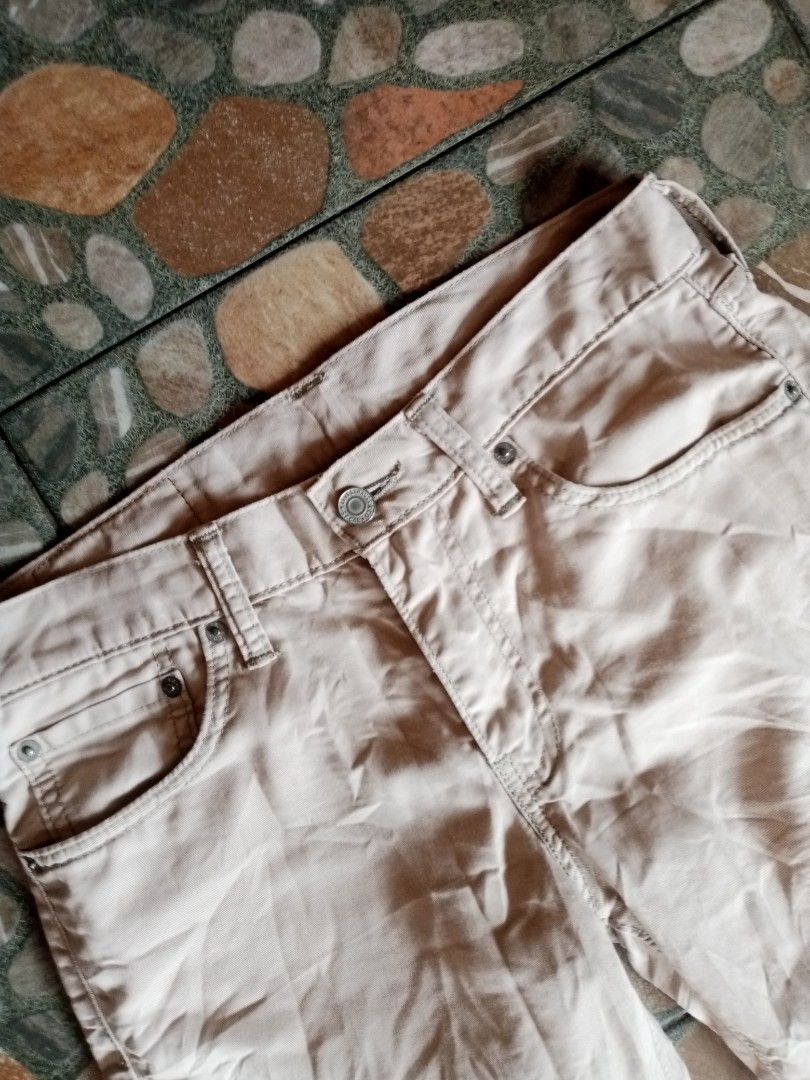 Levis 511 slim fit denim jeans. (Category: Jeans) located in Dasmarinas. Submitted by francoprancisco (Listing ID 1466029929, Image 3). Description: Levis 511 slim fit denim jeans. 30x38 dimes Slim fit. Made in Cambodia. Hem-6.8 inches. Issue- dilapidated patch. 580 add sfee Cavite loc..