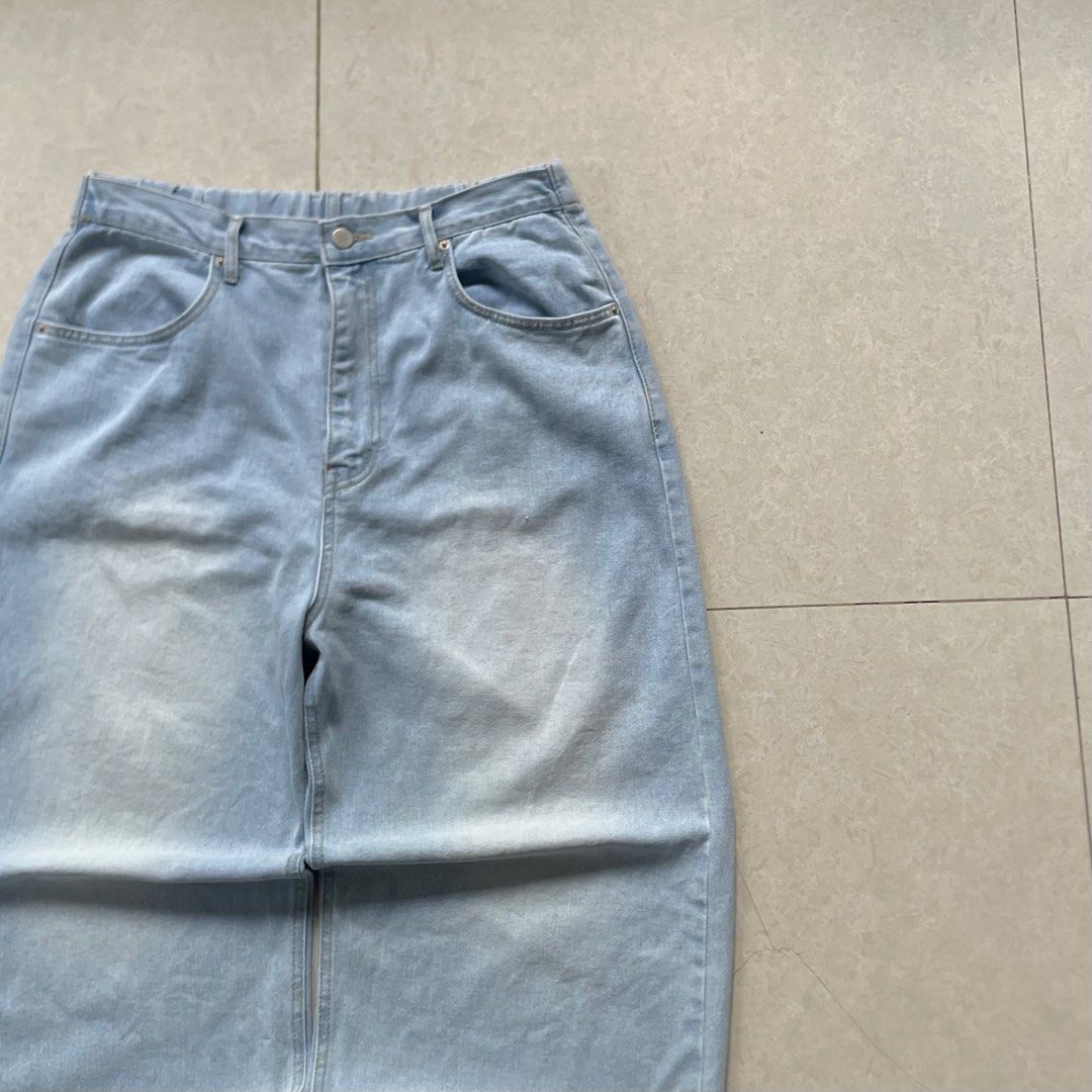 LIGHT WASH BAGGY PANTS (Category: Jeans) located in Liloan. Submitted by retro_ken_finds (Listing ID 1465959831, Image 3). Description: (HABI UNNI) 📐𝐌𝐞𝐚𝐬𝐮𝐫𝐞𝐦𝐞𝐧𝐭 ( 𝒊𝒏 𝒊𝒏𝒄𝒉𝒆𝒔 ) ᴡᴀɪꜱᴛ: 32-35 | ʟᴇɴɢᴛʜ: 41.5 ᴛʜɪɢʜ: 14.5 | ʜᴇᴍ: 11 • ᴄᴏɴᴅɪᴛɪᴏɴ: 10/10 • ᴄᴏʟᴏʀ ʀᴀᴛᴇ: 10/10 _______________________________ 🅼🅸🅽🅴: 500.