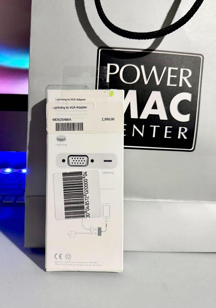 Lightning To VGA Adaptor Original (Category: Laptops & Notebooks) located in Antipolo. Submitted by mark_villalva007 (Listing ID 1466038286, Image 2). Description: Apple Lightning to VGA Adapter - 100% Original Apple Brand with Price Tag - Sealed & Brand New - 800 PHP Nalang po yan mga bossing ko. - Antipolo po location ko. Pwedeng Meetup, Lalamove, LBC, J&T Pag nasa malayo... Pm lang po kayo. Tnx.