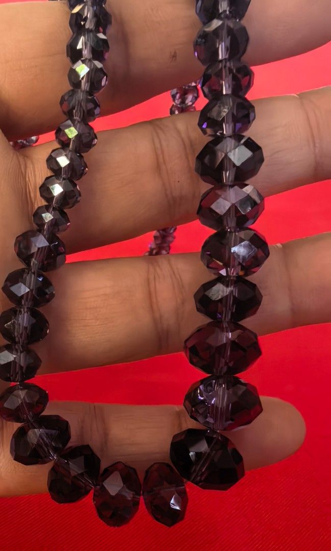 Like new purple crystal necklace (Category: Necklaces) located in Tuguegarao City. Submitted by zenphoenix-7ad615 (Listing ID 1466040514, Image 2). Description: Purple crystal necklace Magnetic closure.