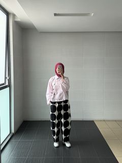 (Category: ) located in . Submitted by jiehaaaa (Listing ID 1466120981, Image 1). Description: .