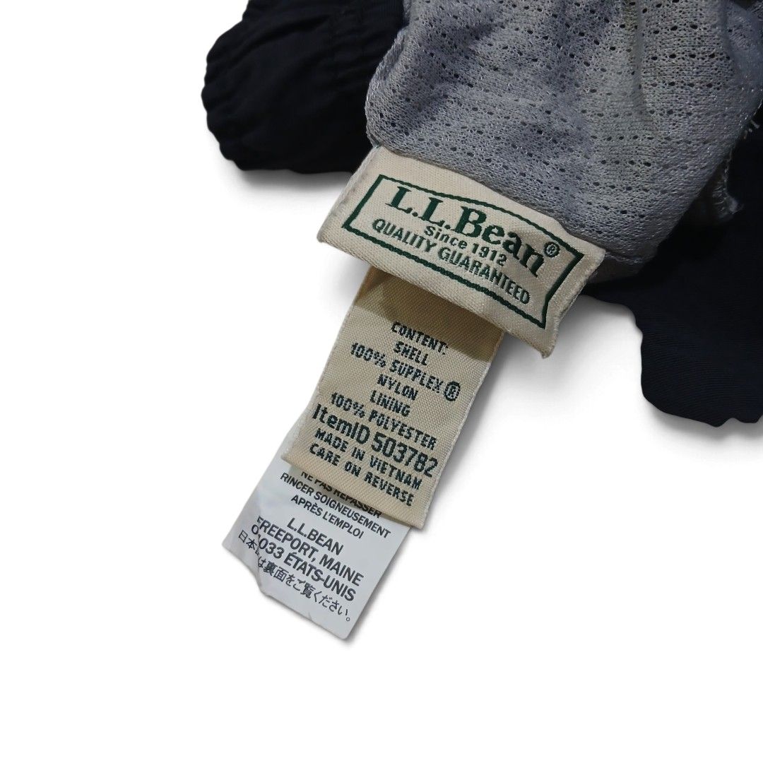 L.L. Bean Shorts (Category: Activewear) located in Iloilo. Submitted by wearmovement.ilo (Listing ID 1466093296, Image 3). Description: L.L.Bean Baggy Shorts Darker Grey Color Rate 10/10 Men's Size 33-36 Waistline x 16.5 Length Good as New Condition / No Issues Three-ply SUPPLEX® fabric is lightweight, breathable and soft. Water repellent fabric ensures they'll dry quickly. Our iconic Mt. Katahdin logo on lower left leg. Updated elastic waistband