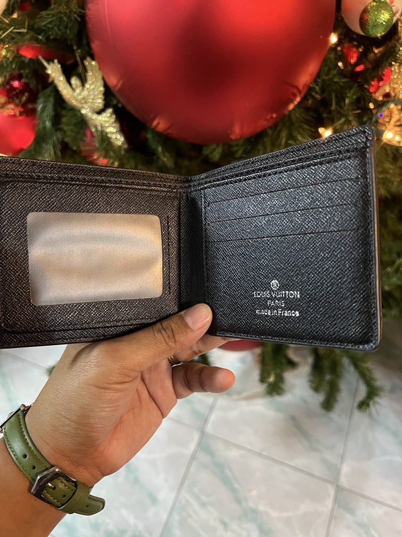 Louis Vuitton Monogram Eclipse Wallet – Black/Grey Leather (Category: Wallets & Card Holders) located in Valenzuela. Submitted by 3ssiastansachajapansurplus (Listing ID 1466052003, Image 3). Description: Coded Fresh na fresh Has minimal rob see photo.