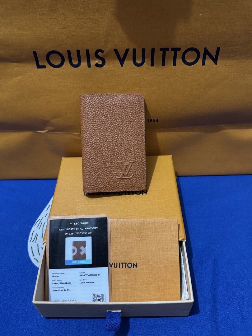 Louis Vuitton Pocket Organizer (Category: Luxury Bags & Wallets) located in San Juan City. Submitted by owluxxx (Listing ID 1466032753, Image 1). Description: Louis Vuitton Pocket Organizer Unused With Card Slot Fresh No Flaws Super Ganda ng leather Guaranteed Authentic/Original 💯 W/ COA ✅ Loc: Sta. Mesa 📍 Inclusion: Box , Dustbag & COA .
