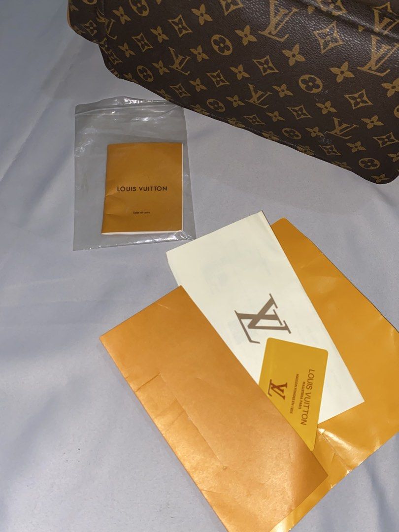 LOUIS VUITTON TRIO BACKPACK MONOGRAM (Category: Backpacks) located in Meycauayan. Submitted by yu1wardrobe (Listing ID 1466092989, Image 2). Description: LOUIS VUITTON TRIO BACKPACK MONOGRAM -with card,receipt, and other paper CR:10/10 ISSUE: LAST PICTURE EXCELLENT CONDITION .