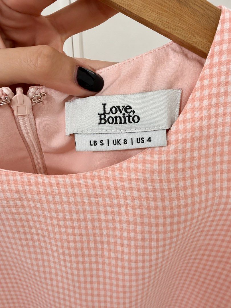 Love, Bonito Pink Gingham Shift Dress (Category: Dresses) located in Taguig. Submitted by pre.by.k (Listing ID 1465980569, Image 3). Description: S/US 4 used a few times, in brand new condition still super like this, but it’s a bit short for me, I’m 5’4”.