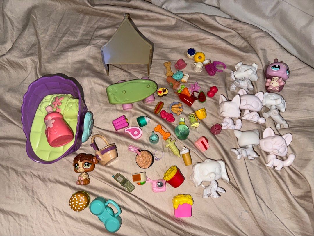 lps littlest pet shop accessories and base for custom SET (Category: Kids Toys) located in Quezon City. Submitted by whatthehellywhatthehalleberry (Listing ID 1466013652, Image 1). Description: loc: qc wysiwyg.
