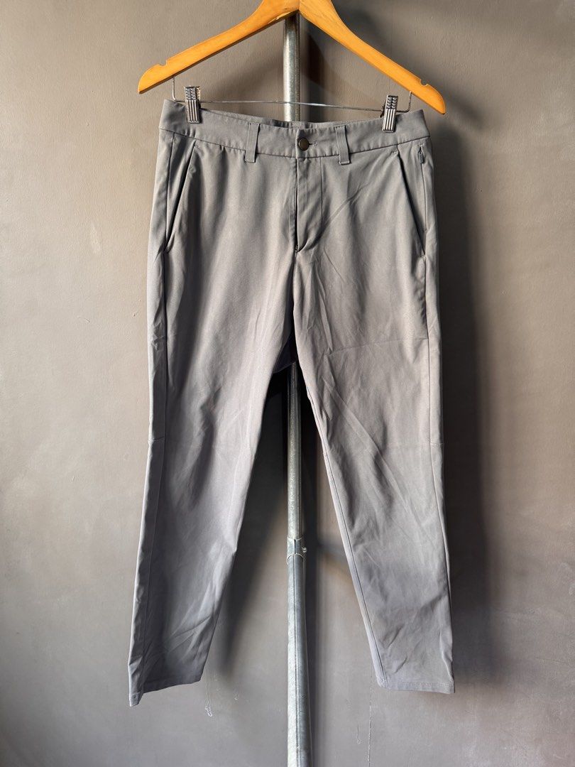 Lululemon - ABC trouser pants (Category: Activewear) located in Cabuyao City. Submitted by _streetflavor (Listing ID 1465992511, Image 1). Description: Lululemon - ABC trouser pants Excellent Size: 30 on tag fits 31 Length: 38 Leg open: 6 -1,680 pesos Dm.