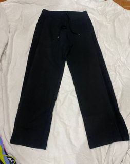 (Category: ) located in . Submitted by lovelypreloved1497 (Listing ID 1466106811, Image 1). Description: .