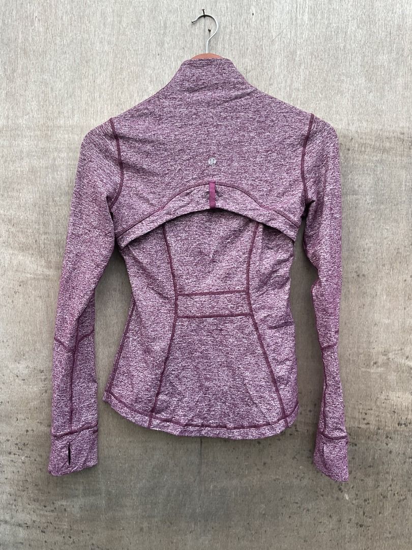 Lululemon Define Jacket Maroon Heathered Full Zip (Category: Coats, Jackets and Outerwear) located in Talisay. Submitted by justindanielle17 (Listing ID 1466033489, Image 3). Description: -Authentic -15 x 23 inches in dimensions -Excellent condition -9.8/10 Color rate -Dot Size 4 -Brand: Lululemon - Style: Define Jacket - Color: Heathered Maroon - Fit: Form-fitting silhouette with flattering contoured panel stitching - Features: Full-zip front, s