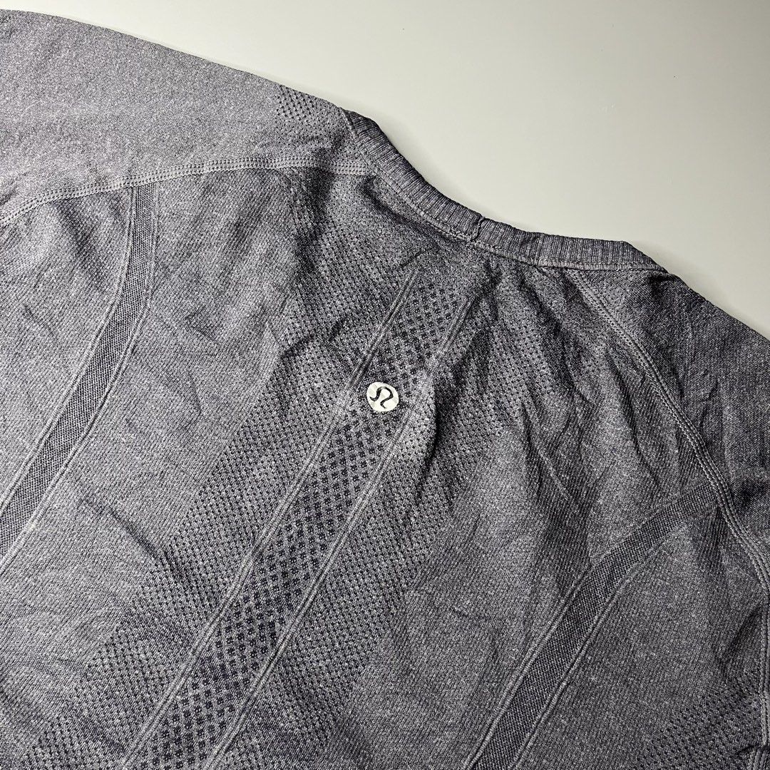 LULULEMON SWIFTLY TECH 2.0 (Category: Activewear) located in Manila. Submitted by aaaaaahhhhhh (Listing ID 1466000923, Image 3). Description: Size 6 15.5W 24.5L Missing Maintag Lalamove or J&t Express + Shipping fee.
