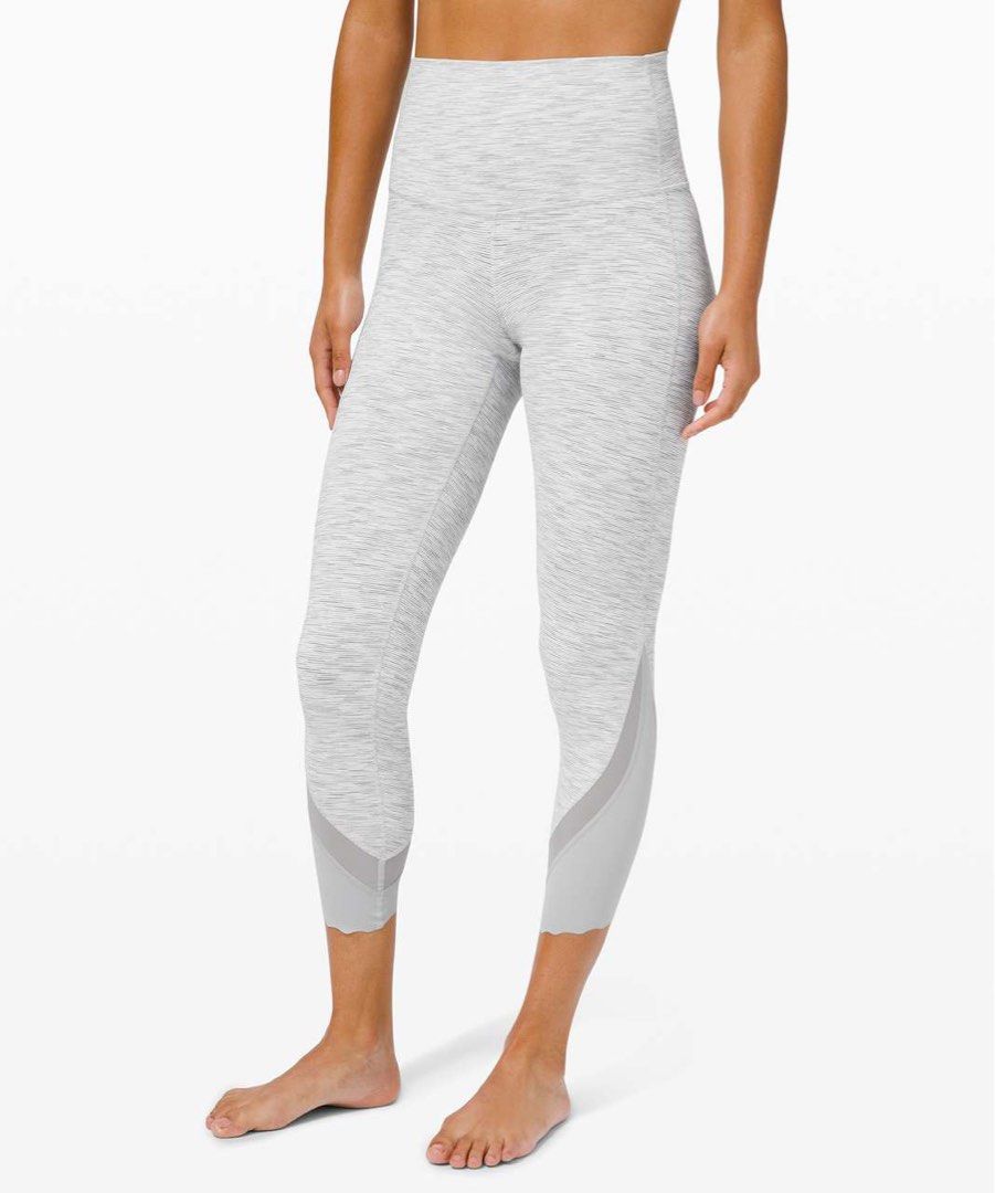 Lululemon Wunder Under Scalloped Hem High-Rise Crop (Category: Activewear) located in Bauang. Submitted by theactivearchive (Listing ID 1466097774, Image 1). Description: Dot 2 L 20-26 W 30 No issue Wash before use 📌 SHOP RULES & DETAILS ✨ First to pay, get the item! ✨ Open for reservation (₱100 minimum down payment) ✨ GCash Only | J&T Express ✨ Pay Now, Ship Now 👉 Please read my bio before placing an order. Discounts are welcome, but please no