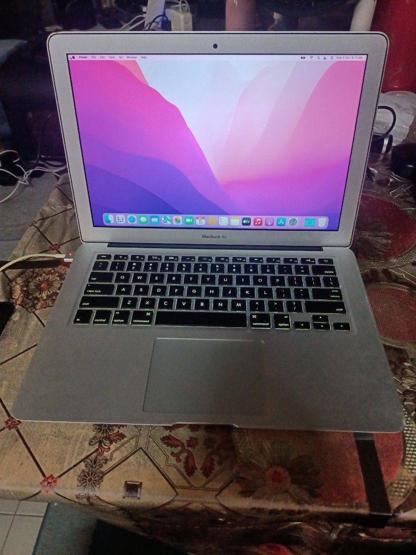 MacBook Air 13インチ Early2015 8GB SSD128GB MacBook Air 13-inch Early 2015 8GB RAM, SSD 128Gb,1.6GHz i5