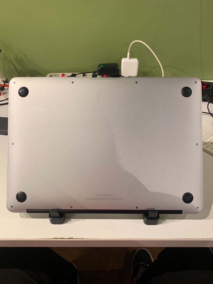 MacBook Air 2017 (Category: Laptops & Notebooks) located in Manila. Submitted by sofiaaadc (Listing ID 1466148768, Image 3). Description: Can nego Selling my MacBook Air 2017, great for students, basic work, browsing, documents, online classes, and everyday use. SPECIFICATIONS: Model: MacBook Air 13-inch (2017) Processor: Dual-Core Intel Core i5 RAM: 8GB Storage: 256GB SSD Graphics: Intel HD Graphics 6000 Display: 13-inch Operating System: macOS 