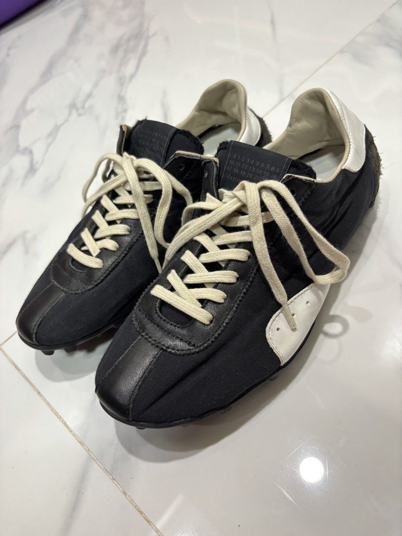 Maison Margiela Sprinters Sneakers (Category: Sneakers & Footwear) located in Abucay. Submitted by alvinthrif57836 (Listing ID 1466114941, Image 1). Description: Maison Margiela Sprinters Sneakers Size: 38 Like new Composition Outer: Polyester 54%, Cotton 46% Trims: Calf Leather 100% Lining: Polyester 100% Inner: Calf Leather 100% Sole: Rubber 100%.