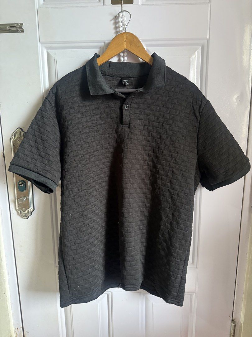 MANFINITY Polo Shirt (Category: Tshirts & Polo Shirts ) located in Las Pinas. Submitted by sellerkjb (Listing ID 1466154307, Image 3). Description: PRELOVED I worn this a few times XL 25 x 28 inches Las Pinas City.