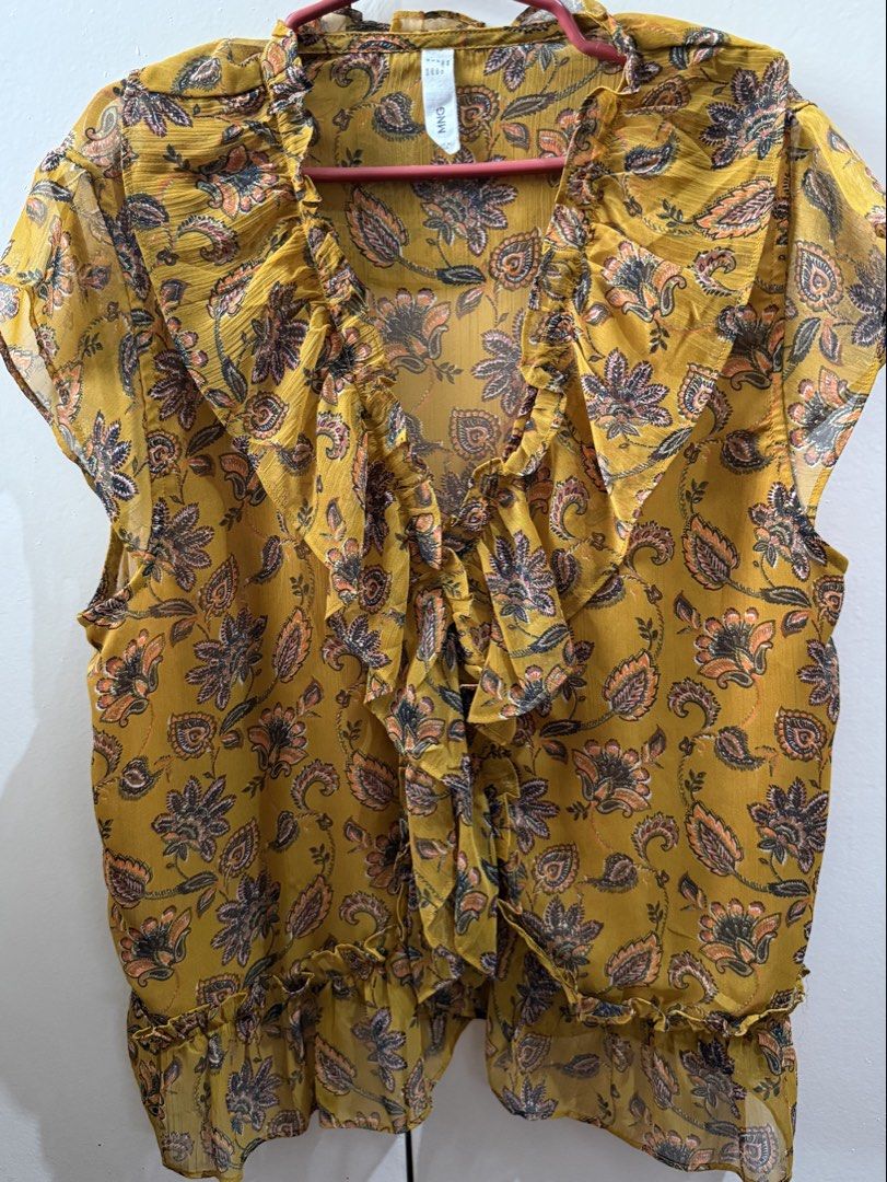 Mango blouse (Category: Blouses) located in Makati City. Submitted by prebykris (Listing ID 1466137469, Image 2). Description: Used once Purchased in Mango, Greenbelt Rfs: no longer my style; decluttering.