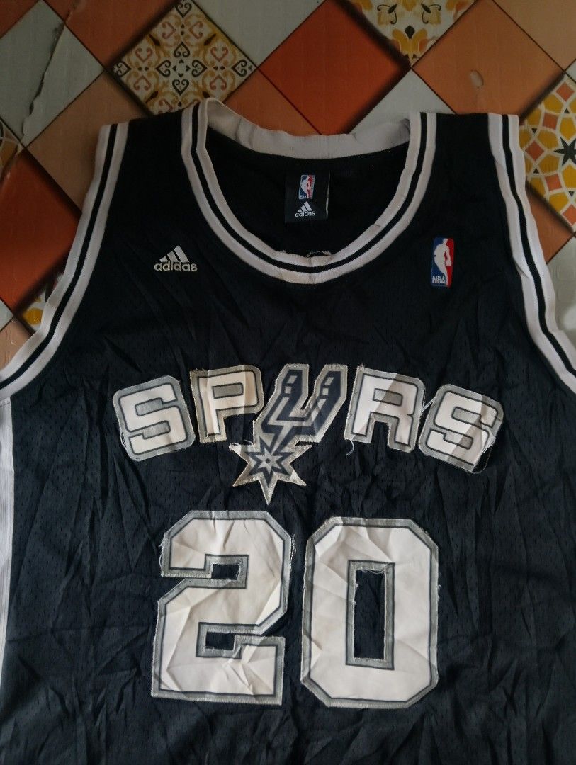 Manu Ginobili Jersey (Category: Tshirts & Polo Shirts ) located in Iloilo. Submitted by silverowl.f96a66 (Listing ID 1466095483, Image 3). Description: size XL need repair no other issues need repair.