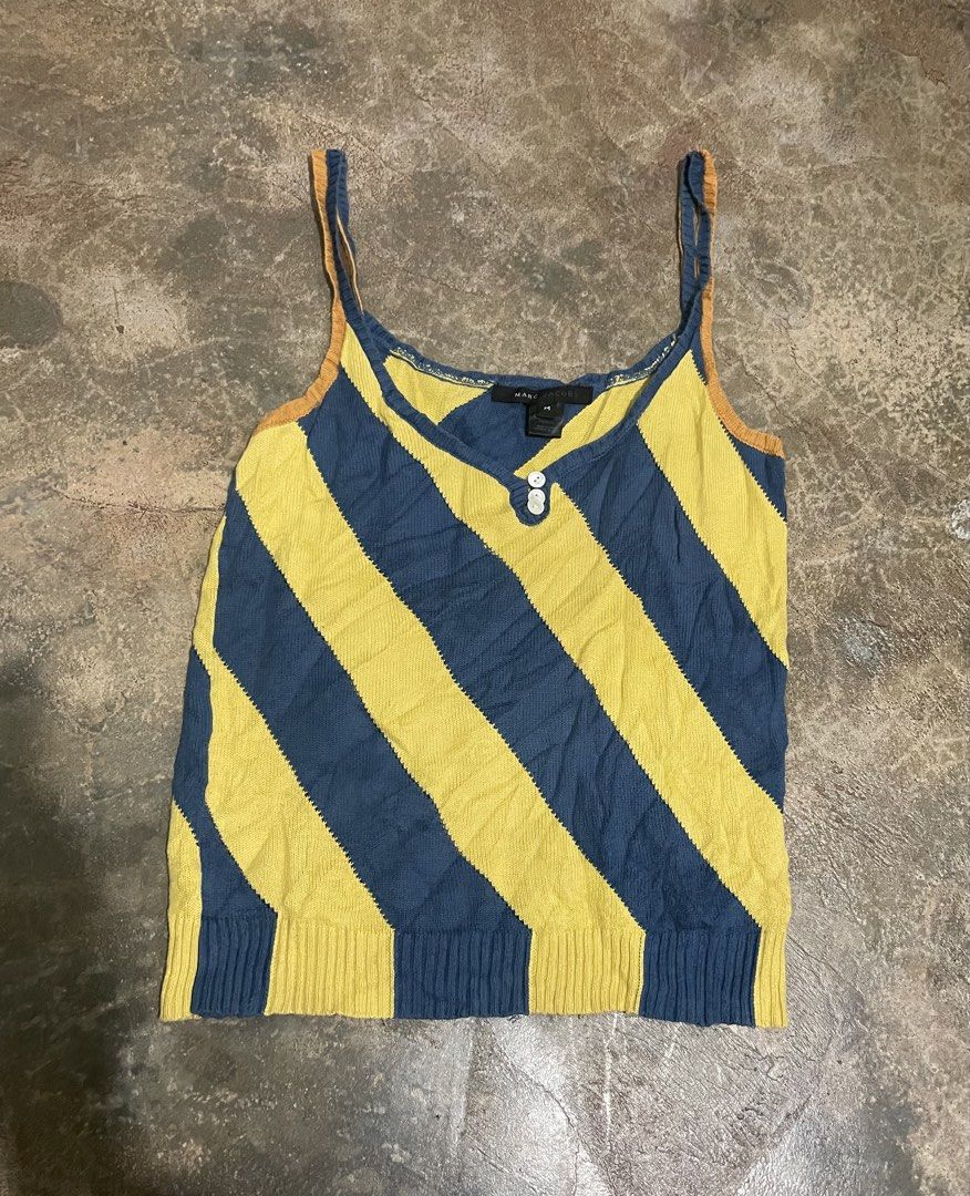 Marc Jacobs knit top (Category: Others Tops) located in Davao. Submitted by mj_designervintagecurator (Listing ID 1465969770, Image 3). Description: 📌In good condition 📌best fit small to med strechable 📌bust 30- length 23 inches.