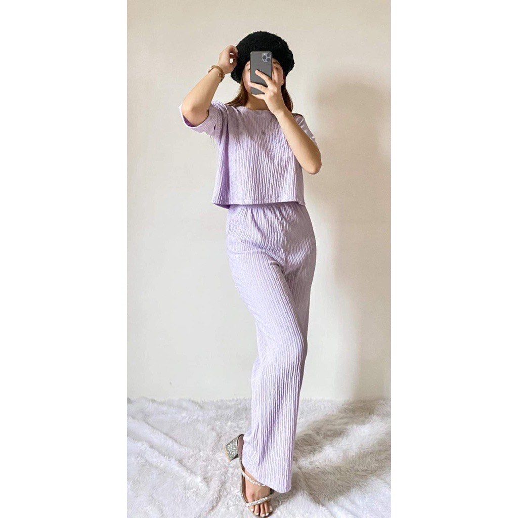 Marina Coordinates (Fuchsia) (Category: Sets or Coordinates) located in Taguig. Submitted by rosie.xoxo (Listing ID 1465976989, Image 2). Description: Blouse (semi-crop): Width: 18.5 inches Length: 16 inches Pants: Waist: garterized Length: 39 inches RFS: Maliit na sakin.