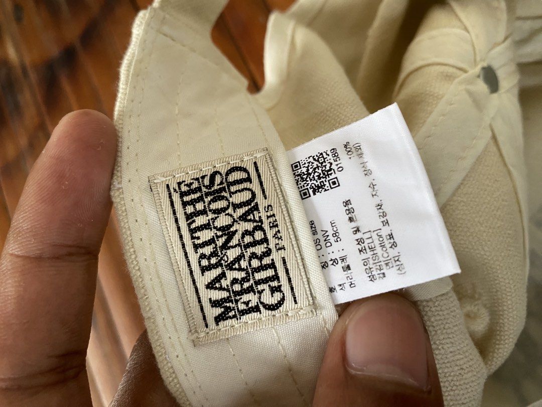 MARITHE + FRANCOIS GIRBAUD CLASSIC LOGO 6PANEL (Category: Caps & Hats) located in Zamboanga. Submitted by ak.hunt (Listing ID 1466040581, Image 3). Description: Vg condition No issue Price: Pm📩.