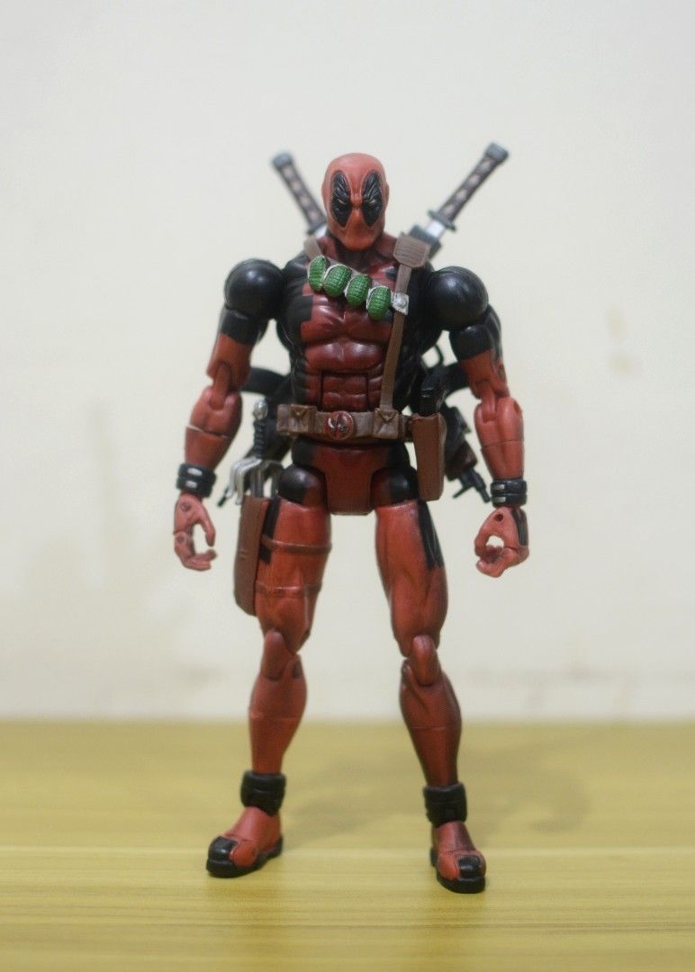 Marvel Legends Deadpool | Series 6 (Category: Figurines & Statues) located in Malabon City. Submitted by jaopelaez (Listing ID 1466133135, Image 1). Description: For Sale Deadpool Marvel Legends Series 6 Toy biz Location: Caloocan City Payment: Gcash Shipping: LBC or Lalamove Feel free to send a pm for more details. Magandang araw, salamat! :).