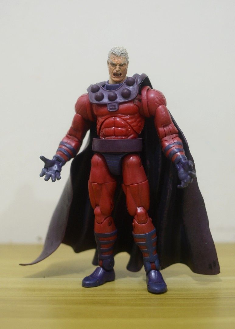 Marvel Legends Magneto | Series 3 (Category: Figurines & Statues) located in Malabon City. Submitted by jaopelaez (Listing ID 1466135218, Image 1). Description: For Sale Magneto Marvel Legends Series 3 Toy biz Location: Caloocan City Payment: Gcash Shipping: LBC or Lalamove Feel free to send a pm for more details. Magandang araw, salamat! :).