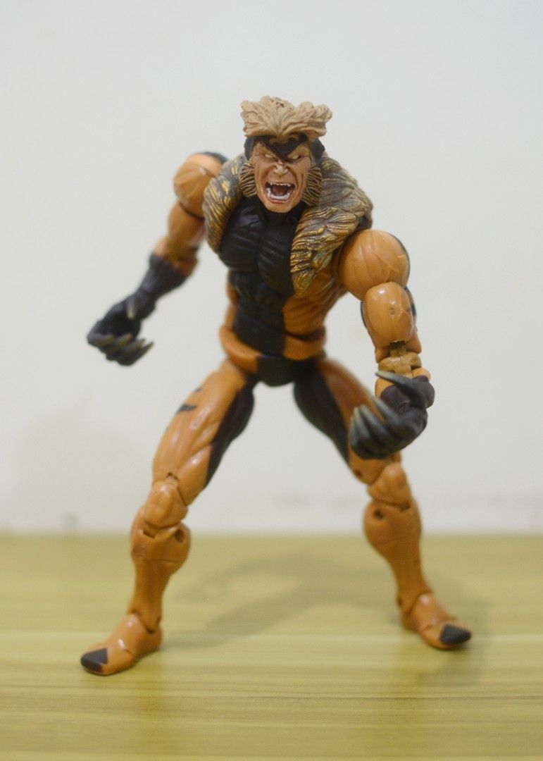 Marvel legends Sabertooth| Series 5 (Category: Figurines & Statues) located in Malabon City. Submitted by jaopelaez (Listing ID 1466133930, Image 3). Description: For Sale Sabertooth Marvel Legends Series 5 Toy biz Location: Caloocan City Payment: Gcash Shipping: LBC or Lalamove Feel free to send a pm for more details. Magandang araw, salamat! :).